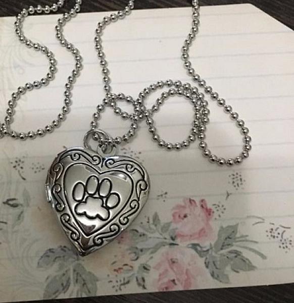 always in my hart gedenk sierraad