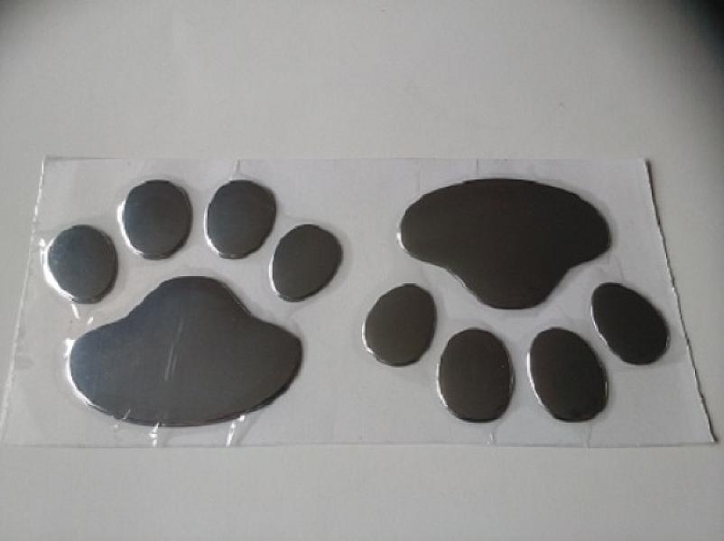 Sticker met kattenpootjes