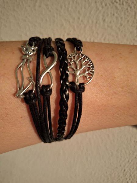 Armband zwart met kat, levensboom en infinity